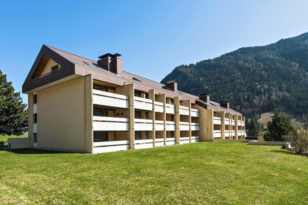 Appartementhaus-Quadern Valens Buitenkant foto