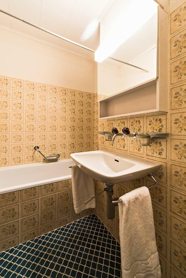 Appartementhaus-Quadern Valens Kamer foto